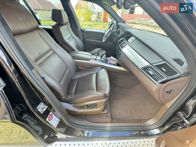 Черный БМВ Х5, объемом двигателя 3 л и пробегом 247 тыс. км за 20000 $, фото 11 на Automoto.ua