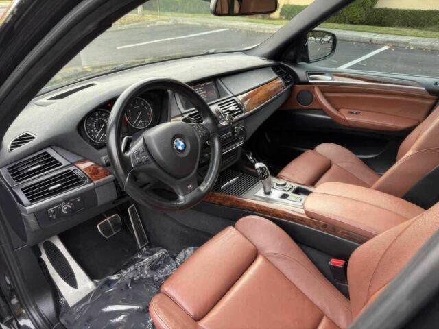 Черный БМВ Х5, объемом двигателя 3 л и пробегом 86 тыс. км за 4500 $, фото 8 на Automoto.ua