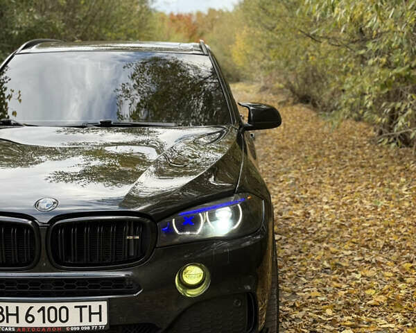 Черный БМВ Х5, объемом двигателя 2.98 л и пробегом 284 тыс. км за 24000 $, фото 13 на Automoto.ua