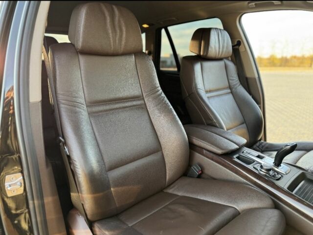 Черный БМВ Х5, объемом двигателя 3 л и пробегом 180 тыс. км за 20500 $, фото 7 на Automoto.ua