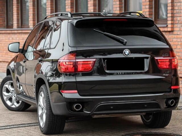 Черный БМВ Х5, объемом двигателя 3 л и пробегом 114 тыс. км за 11400 $, фото 2 на Automoto.ua