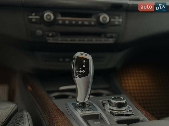 Чорний БМВ Х5, об'ємом двигуна 2.99 л та пробігом 300 тис. км за 15700 $, фото 24 на Automoto.ua