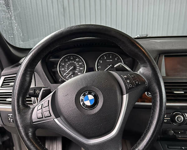 Черный БМВ Х5, объемом двигателя 2.98 л и пробегом 250 тыс. км за 15500 $, фото 11 на Automoto.ua