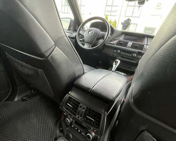 Черный БМВ Х5, объемом двигателя 2.98 л и пробегом 272 тыс. км за 14500 $, фото 12 на Automoto.ua