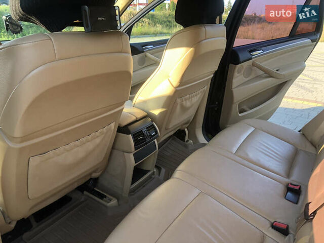 Черный БМВ Х5, объемом двигателя 2.98 л и пробегом 340 тыс. км за 12900 $, фото 10 на Automoto.ua