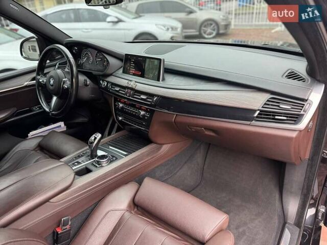 Чорний БМВ Х5, об'ємом двигуна 3 л та пробігом 126 тис. км за 31000 $, фото 20 на Automoto.ua