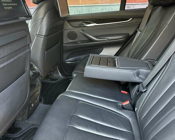 Чорний БМВ Х5, об'ємом двигуна 2.99 л та пробігом 170 тис. км за 32499 $, фото 37 на Automoto.ua
