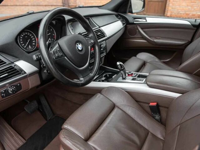 Черный БМВ Х5, объемом двигателя 3 л и пробегом 114 тыс. км за 11400 $, фото 8 на Automoto.ua