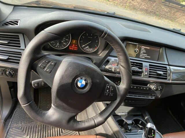 Черный БМВ Х5, объемом двигателя 3 л и пробегом 307 тыс. км за 13500 $, фото 6 на Automoto.ua