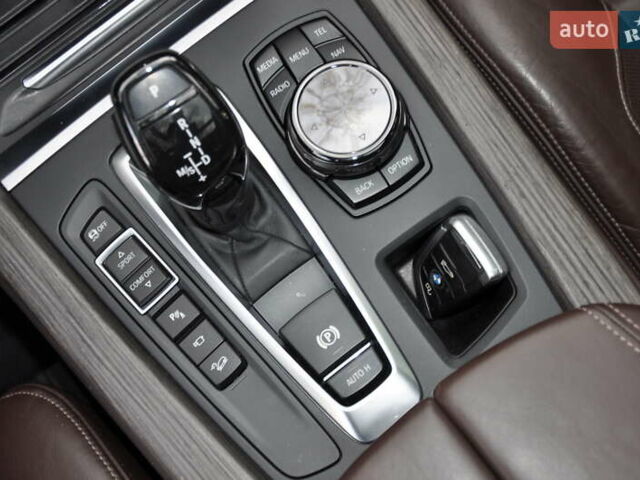 Чорний БМВ Х5, об'ємом двигуна 4.39 л та пробігом 129 тис. км за 26800 $, фото 20 на Automoto.ua