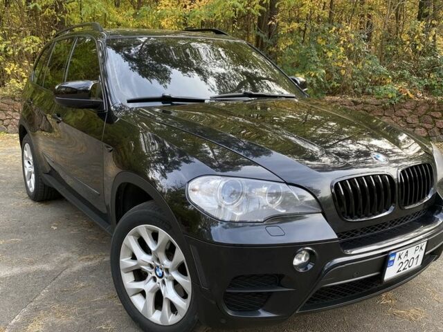 Черный БМВ Х5, объемом двигателя 3 л и пробегом 307 тыс. км за 13500 $, фото 1 на Automoto.ua