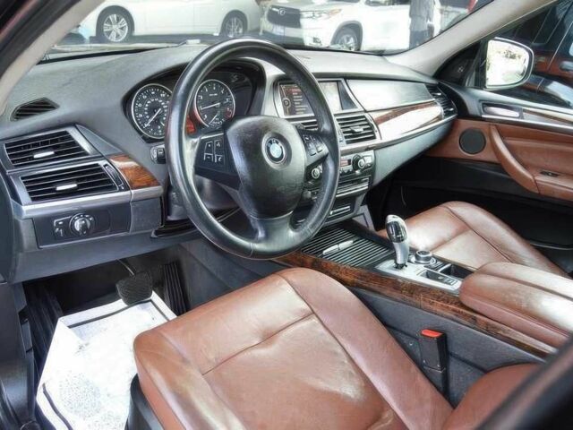 Чорний БМВ Х5, об'ємом двигуна 3 л та пробігом 140 тис. км за 3900 $, фото 6 на Automoto.ua