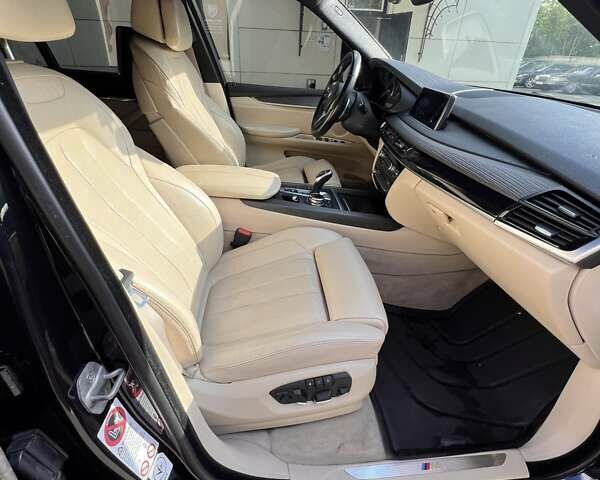 БМВ Х5 2013 в Днепре (Днепропетровске) на Automoto.ua Черный БМВ Х5, объемом двигателя 4.39 л и пробегом 118 тыс. км за 26300 $, фото 30 на Automoto.ua