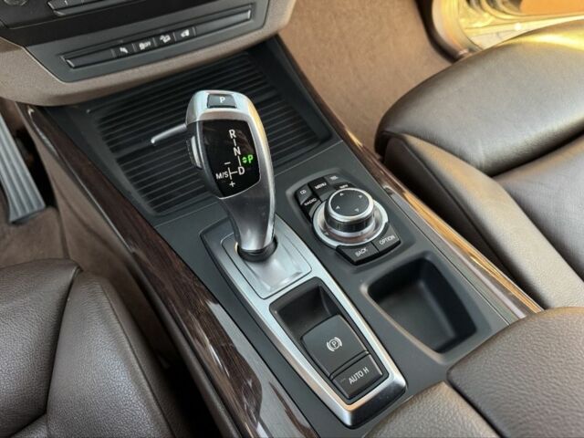 Черный БМВ Х5, объемом двигателя 3 л и пробегом 180 тыс. км за 20500 $, фото 11 на Automoto.ua