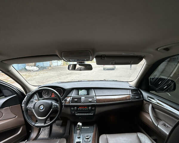 Чорний БМВ Х5, об'ємом двигуна 2.99 л та пробігом 207 тис. км за 23000 $, фото 9 на Automoto.ua