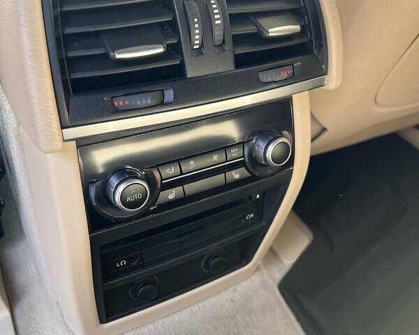 БМВ Х5 2013 в Днепре (Днепропетровске) на Automoto.ua Черный БМВ Х5, объемом двигателя 4.39 л и пробегом 118 тыс. км за 26300 $, фото 14 на Automoto.ua