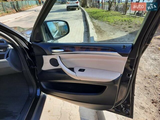 Черный БМВ Х5, объемом двигателя 3 л и пробегом 200 тыс. км за 17500 $, фото 12 на Automoto.ua