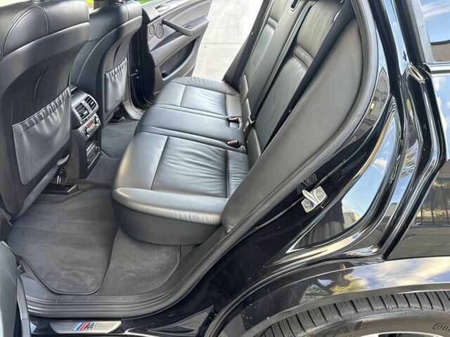 Чорний БМВ Х5, об'ємом двигуна 4.4 л та пробігом 81 тис. км за 3400 $, фото 9 на Automoto.ua