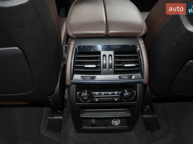 Чорний БМВ Х5, об'ємом двигуна 4.39 л та пробігом 129 тис. км за 26800 $, фото 26 на Automoto.ua