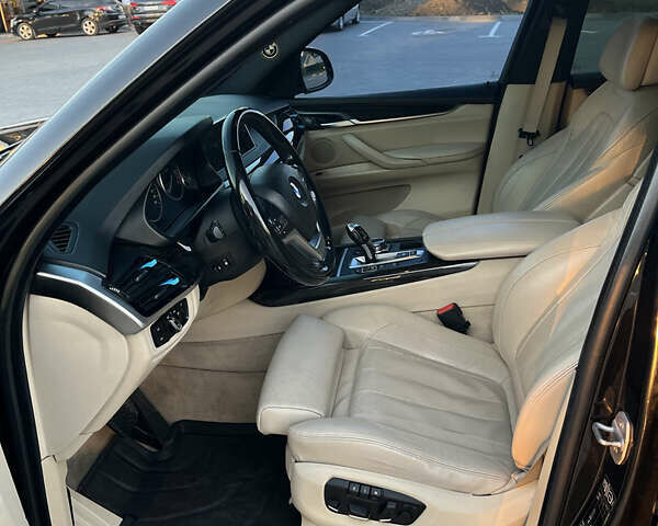 Чорний БМВ Х5, об'ємом двигуна 2.99 л та пробігом 210 тис. км за 24500 $, фото 13 на Automoto.ua