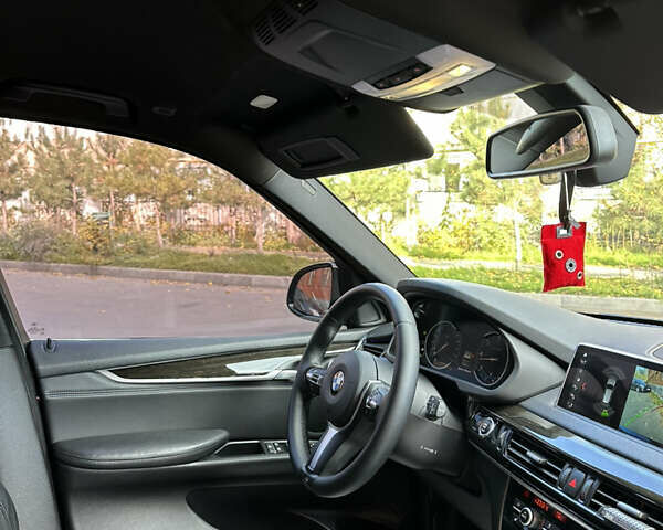 Чорний БМВ Х5, об'ємом двигуна 2.99 л та пробігом 170 тис. км за 32499 $, фото 50 на Automoto.ua