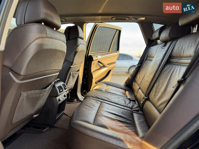 Черный БМВ Х5, объемом двигателя 3 л и пробегом 180 тыс. км за 20500 $, фото 10 на Automoto.ua