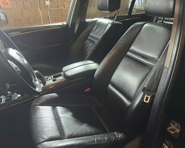 Черный БМВ Х5, объемом двигателя 2.98 л и пробегом 198 тыс. км за 15200 $, фото 12 на Automoto.ua