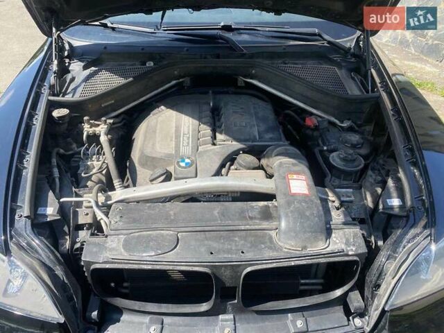 Черный БМВ Х5, объемом двигателя 3 л и пробегом 188 тыс. км за 13500 $, фото 10 на Automoto.ua