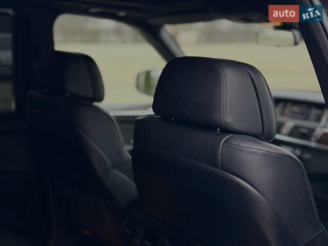Чорний БМВ Х5, об'ємом двигуна 2.99 л та пробігом 300 тис. км за 15700 $, фото 16 на Automoto.ua