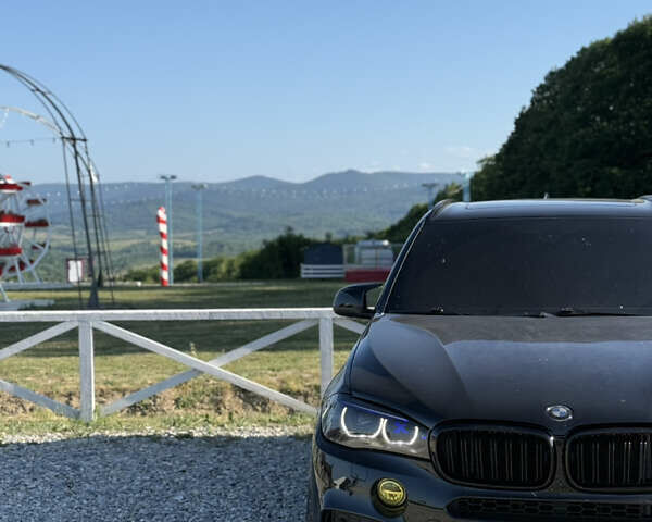 Черный БМВ Х5, объемом двигателя 2.98 л и пробегом 284 тыс. км за 24000 $, фото 8 на Automoto.ua