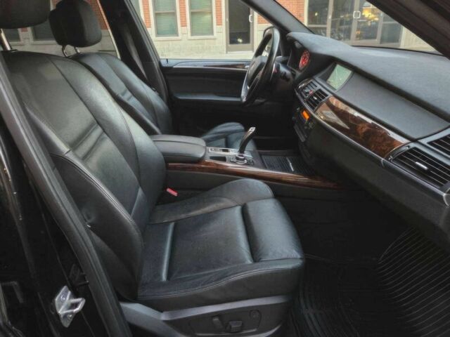 Черный БМВ Х5, объемом двигателя 3 л и пробегом 86 тыс. км за 3900 $, фото 8 на Automoto.ua