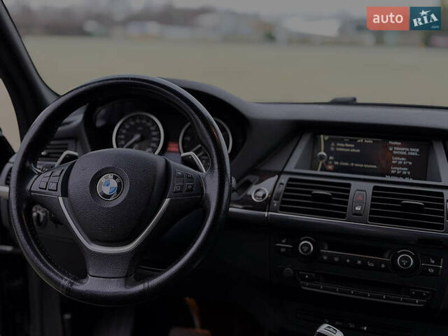 Чорний БМВ Х5, об'ємом двигуна 2.99 л та пробігом 300 тис. км за 15700 $, фото 25 на Automoto.ua