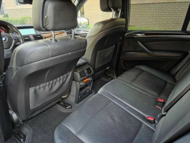 Черный БМВ Х5, объемом двигателя 3 л и пробегом 86 тыс. км за 3900 $, фото 9 на Automoto.ua