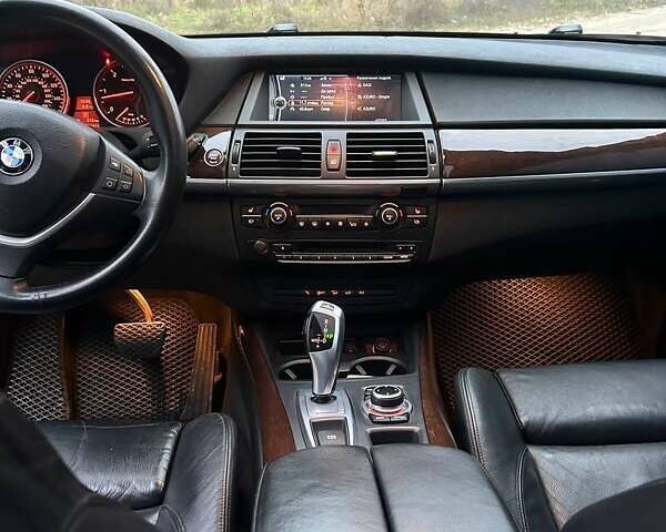 Черный БМВ Х5, объемом двигателя 3 л и пробегом 204 тыс. км за 21900 $, фото 15 на Automoto.ua