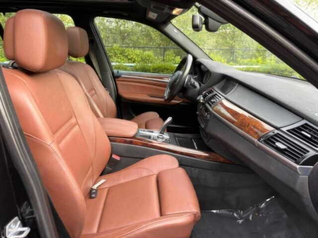 Черный БМВ Х5, объемом двигателя 3 л и пробегом 86 тыс. км за 4500 $, фото 11 на Automoto.ua