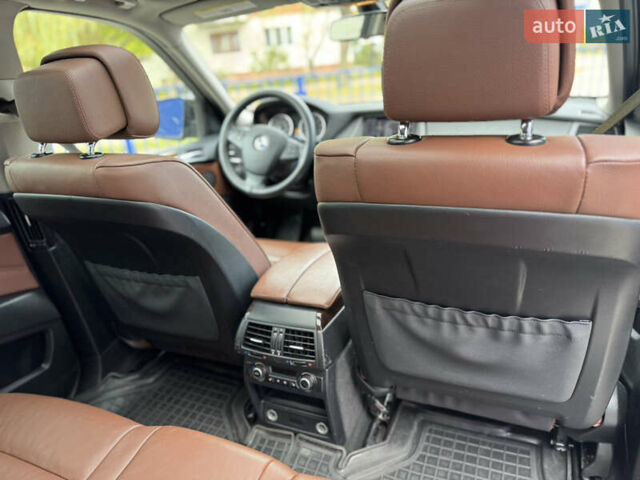 Черный БМВ Х5, объемом двигателя 2.98 л и пробегом 180 тыс. км за 15500 $, фото 26 на Automoto.ua