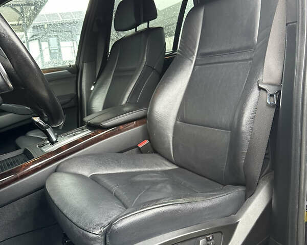 Черный БМВ Х5, объемом двигателя 2.98 л и пробегом 250 тыс. км за 15500 $, фото 17 на Automoto.ua