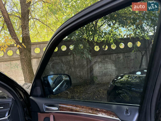 Чорний БМВ Х5, об'ємом двигуна 2.99 л та пробігом 262 тис. км за 17000 $, фото 12 на Automoto.ua