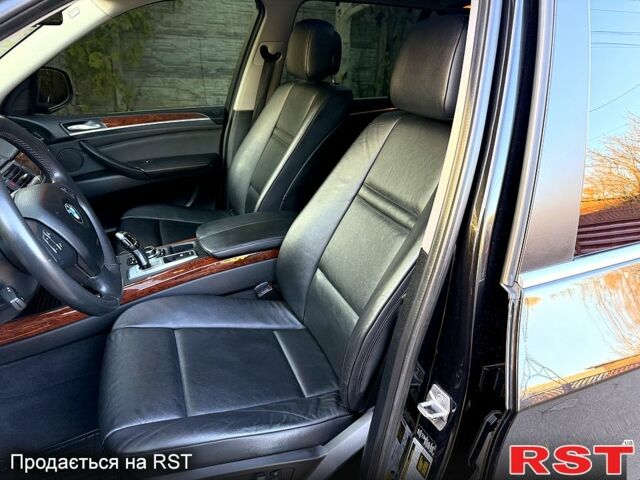 Черный БМВ Х5, объемом двигателя 3 л и пробегом 165 тыс. км за 15500 $, фото 12 на Automoto.ua