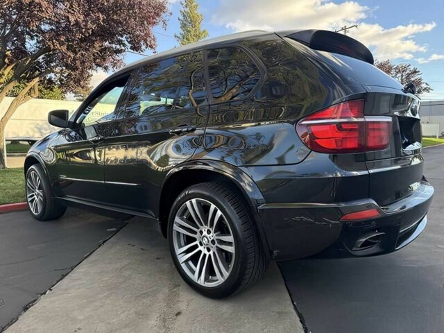 Чорний БМВ Х5, об'ємом двигуна 4.4 л та пробігом 81 тис. км за 3400 $, фото 6 на Automoto.ua