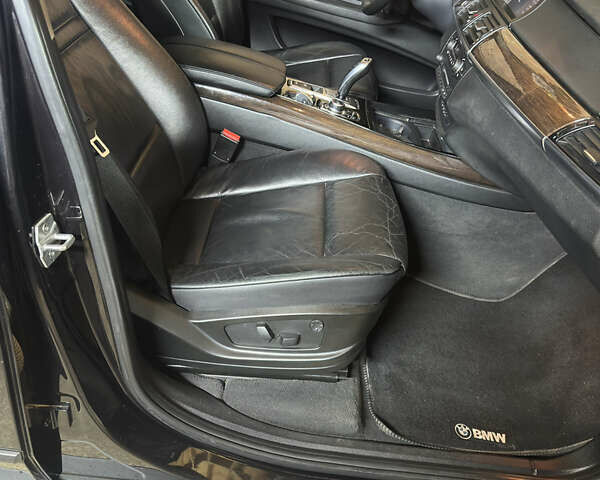 Черный БМВ Х5, объемом двигателя 2.98 л и пробегом 198 тыс. км за 15200 $, фото 17 на Automoto.ua