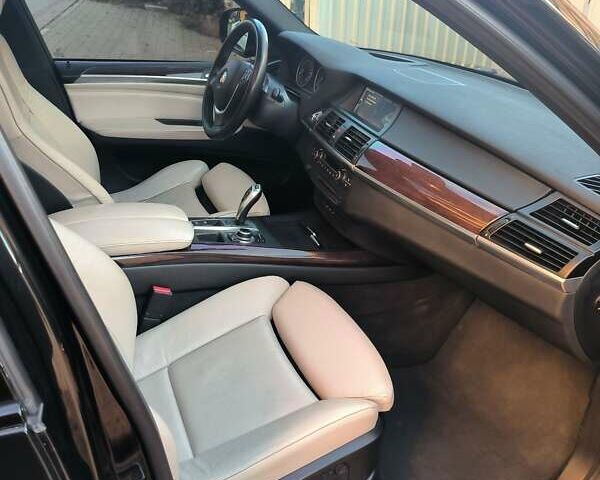 Черный БМВ Х5, объемом двигателя 2.98 л и пробегом 256 тыс. км за 23800 $, фото 13 на Automoto.ua