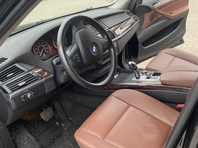 Черный БМВ Х5, объемом двигателя 3 л и пробегом 228 тыс. км за 14900 $, фото 9 на Automoto.ua