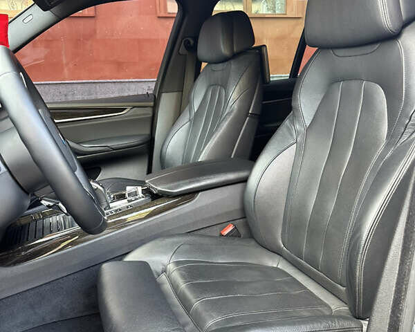 Чорний БМВ Х5, об'ємом двигуна 2.99 л та пробігом 170 тис. км за 32499 $, фото 32 на Automoto.ua