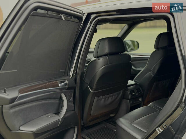 Чорний БМВ Х5, об'ємом двигуна 2.99 л та пробігом 300 тис. км за 15700 $, фото 19 на Automoto.ua