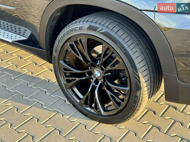 Черный БМВ Х5, объемом двигателя 3 л и пробегом 180 тыс. км за 20500 $, фото 3 на Automoto.ua