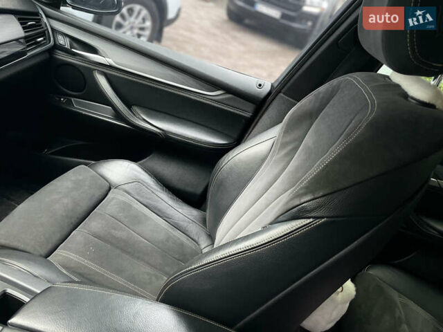 Черный БМВ Х5, объемом двигателя 2.99 л и пробегом 180 тыс. км за 28000 $, фото 3 на Automoto.ua