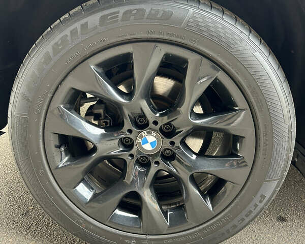 Чорний БМВ Х5, об'ємом двигуна 2.99 л та пробігом 207 тис. км за 23000 $, фото 11 на Automoto.ua