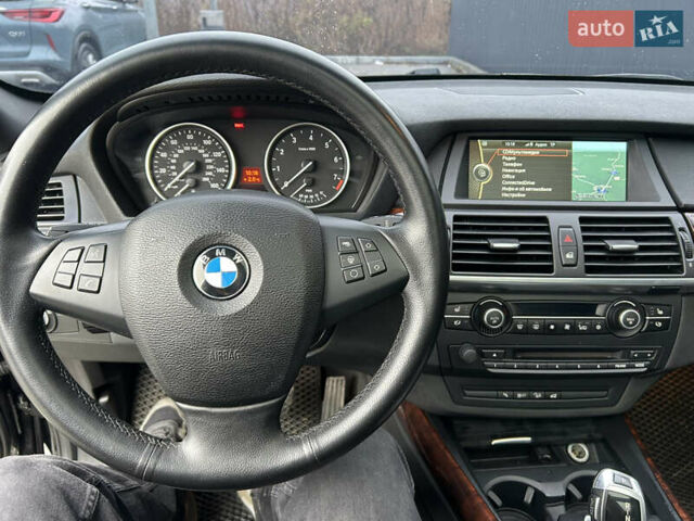 Черный БМВ Х5, объемом двигателя 2.99 л и пробегом 298 тыс. км за 14500 $, фото 4 на Automoto.ua