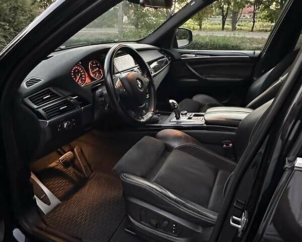 Черный БМВ Х5, объемом двигателя 3 л и пробегом 220 тыс. км за 21700 $, фото 16 на Automoto.ua